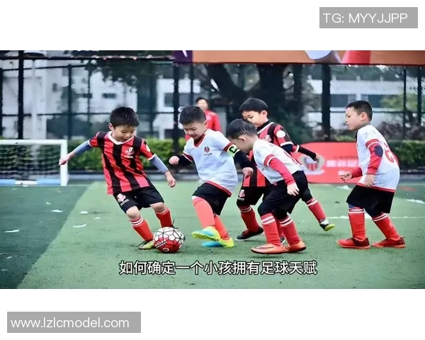 小孩练足球的多重好处促进身心发展与团队合作能力提升